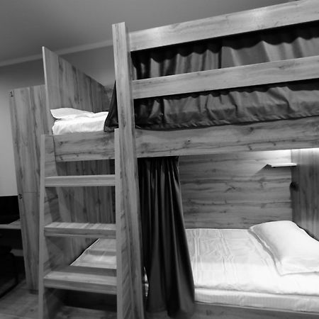 Cozy Hostel Bișkek Exterior foto